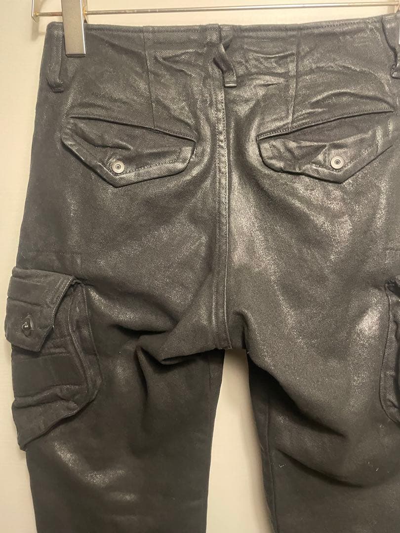 絶*ン様 Julius ユリウス 25SSコーティングガスマスクパンツ 899P