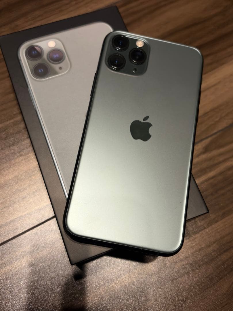 Apple iPhone 11 Pro ミッドナイトグリーン　バッテリー86%