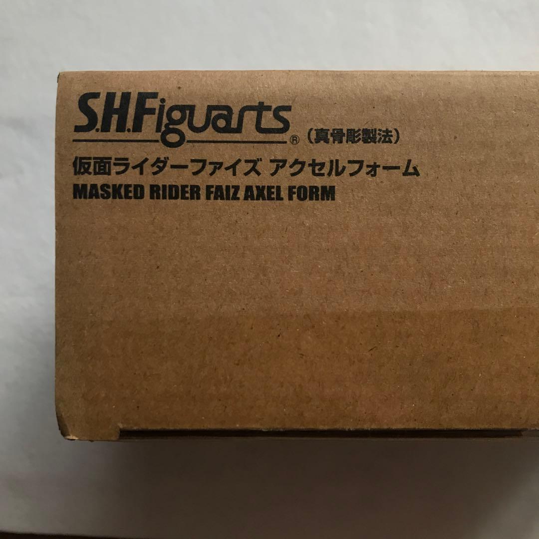 S.H.Figuarts真骨彫 仮面ライダーファイズ　アクセルフォーム