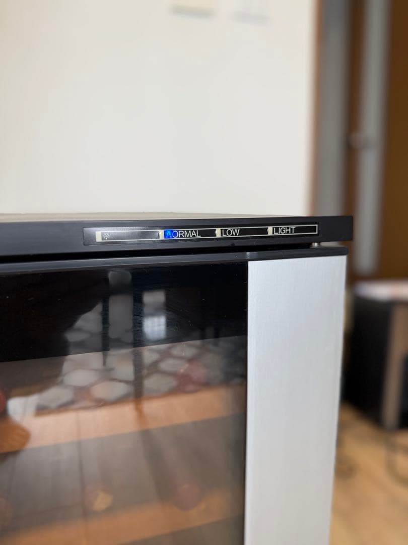 Funvino ファンヴィーノ ワインセラー12本収納　稼働確認済み　引取可