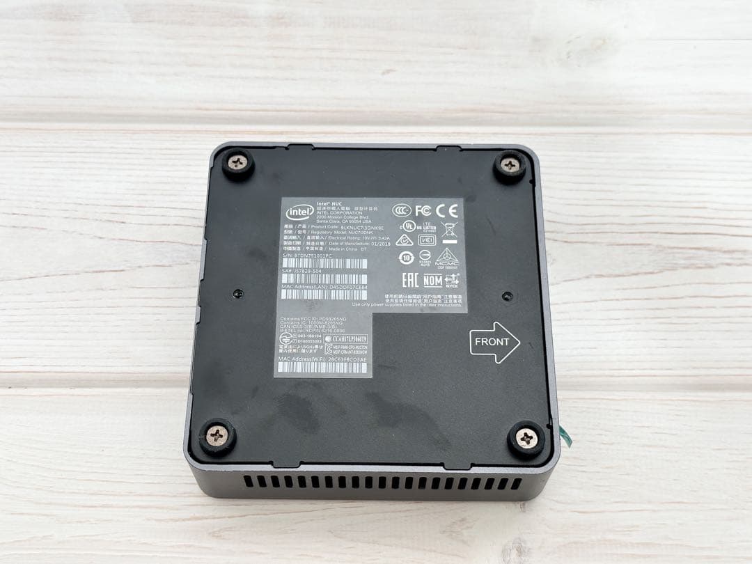 ①Intel NUC7i3DNK ミニPC 第7世代i3 Windows11