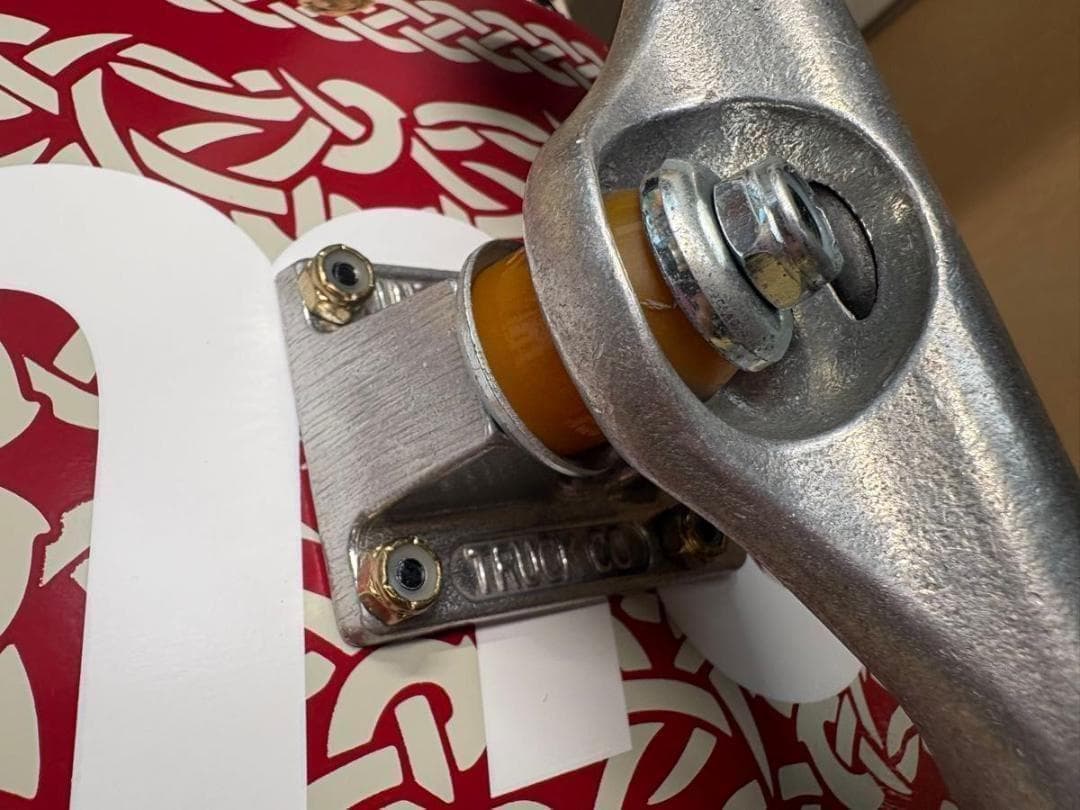 最終値下げ すぐ滑れます　Supreme コンプリートセット