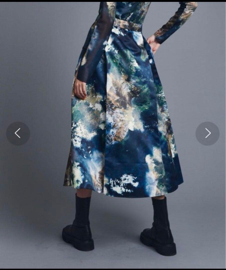 ユナイテッドトウキョウ　シーナリーアートフレアースカート サイズ1 ベルト