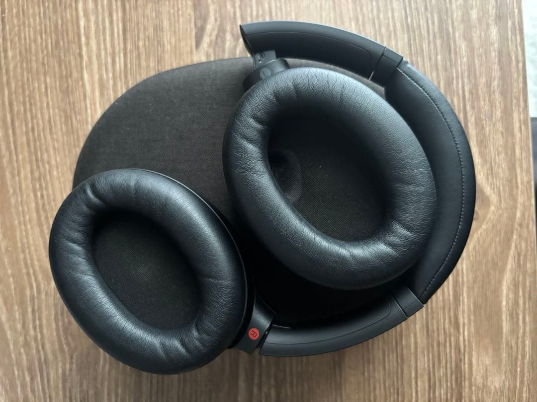 SONY WH-1000XM4 ブラック ワイヤレスヘッドホン　箱あり