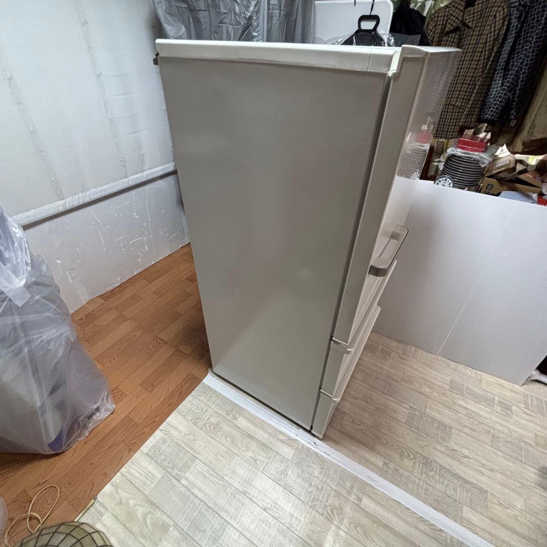 AQUA冷蔵庫 272Lホワイト3枚とびら AQR-27M2(W)