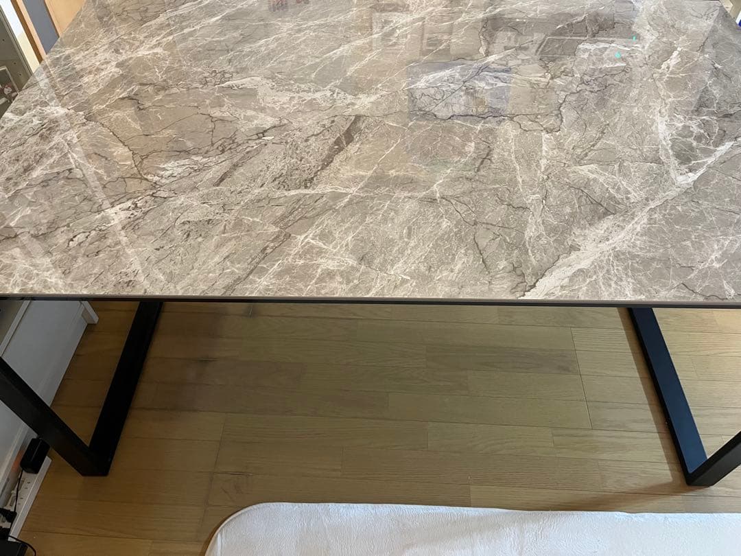 セラミックダイニングテーブル　ベージュ美品　ニトリ　分解発送