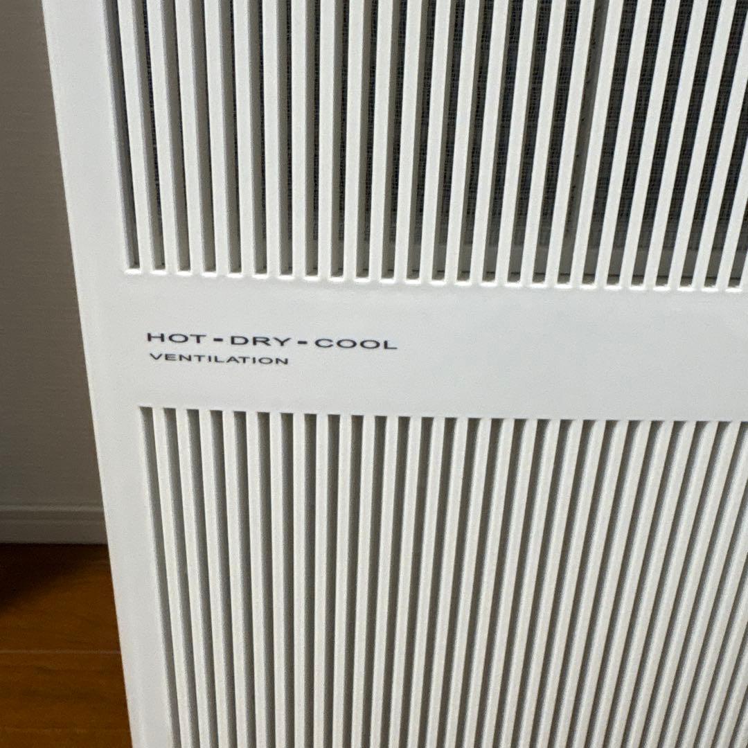 コロナ ウィンドエアコン 冷暖房兼用タイプ CWH-A1822 2022年製