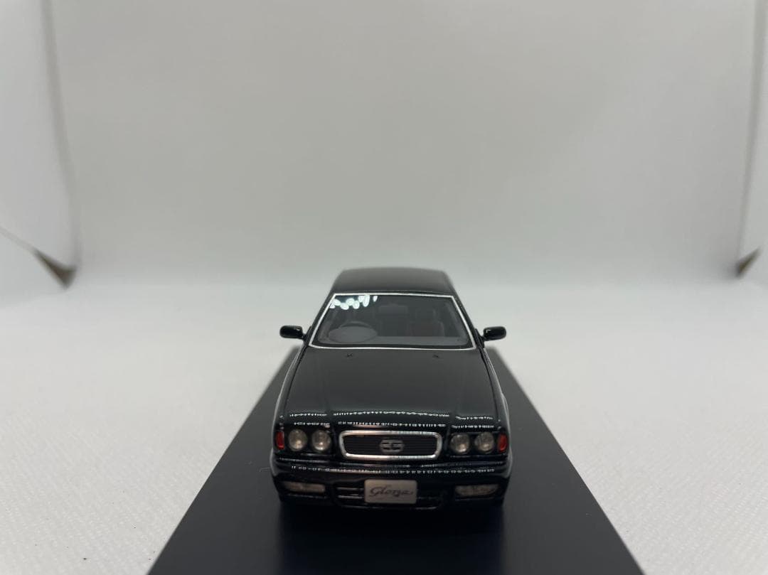402-603 Hi-Story 1/43 日産 GLORIA V30