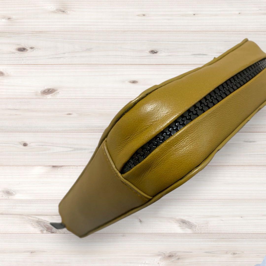 ボッテガ　トラベルケース　トラベルポーチ　オーガナイザー　ポーチ　財布　ブラウン