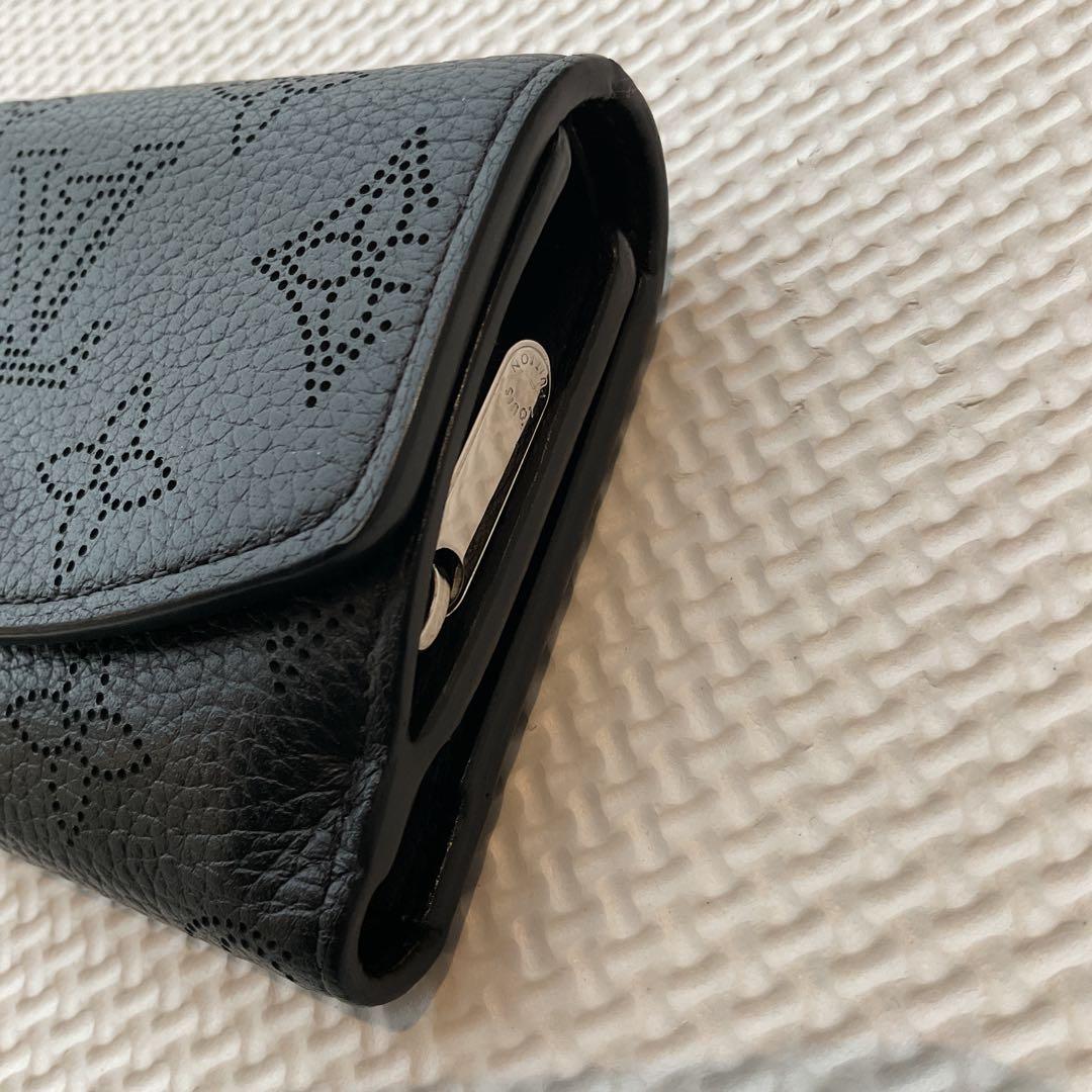 ポルトフォイユ・ヴィクトリーヌ 今日限定値下げです⭕️