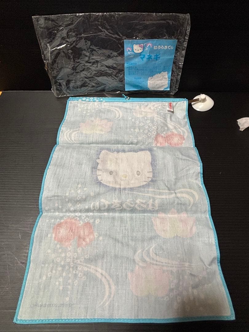 サンリオ　キティ　マネギ　吸盤付き招布　2000レトロ