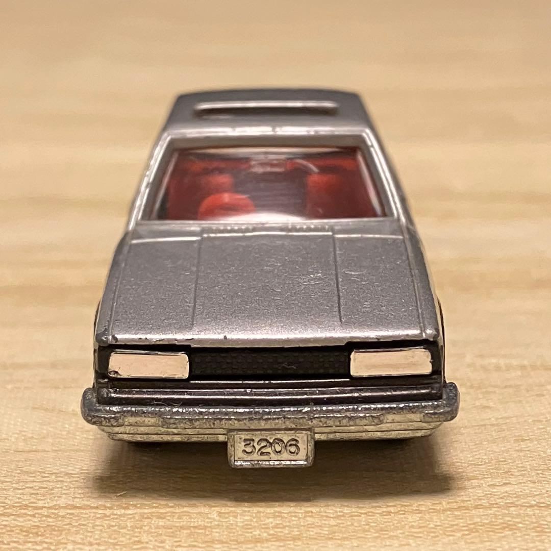 トミカ 日産 ブルーバード ターボ シルバー 1 No.17 1/64