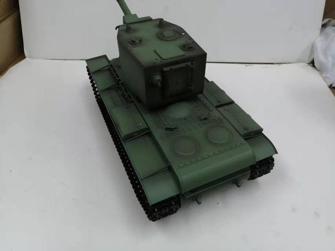 1/16サイズ戦車ラジコン　ソ連KV-II　ギガント　ヘンロン3949-1