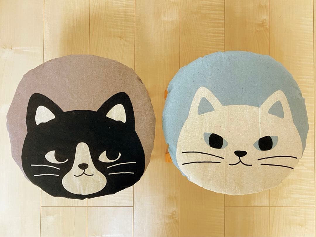 ダイニングスツール　ダイニングチェア　椅子　北欧風　ハンドメイド　2脚　猫柄②