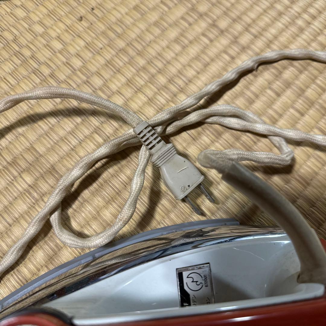 アンティーク　アイロン　サンヨーA633f