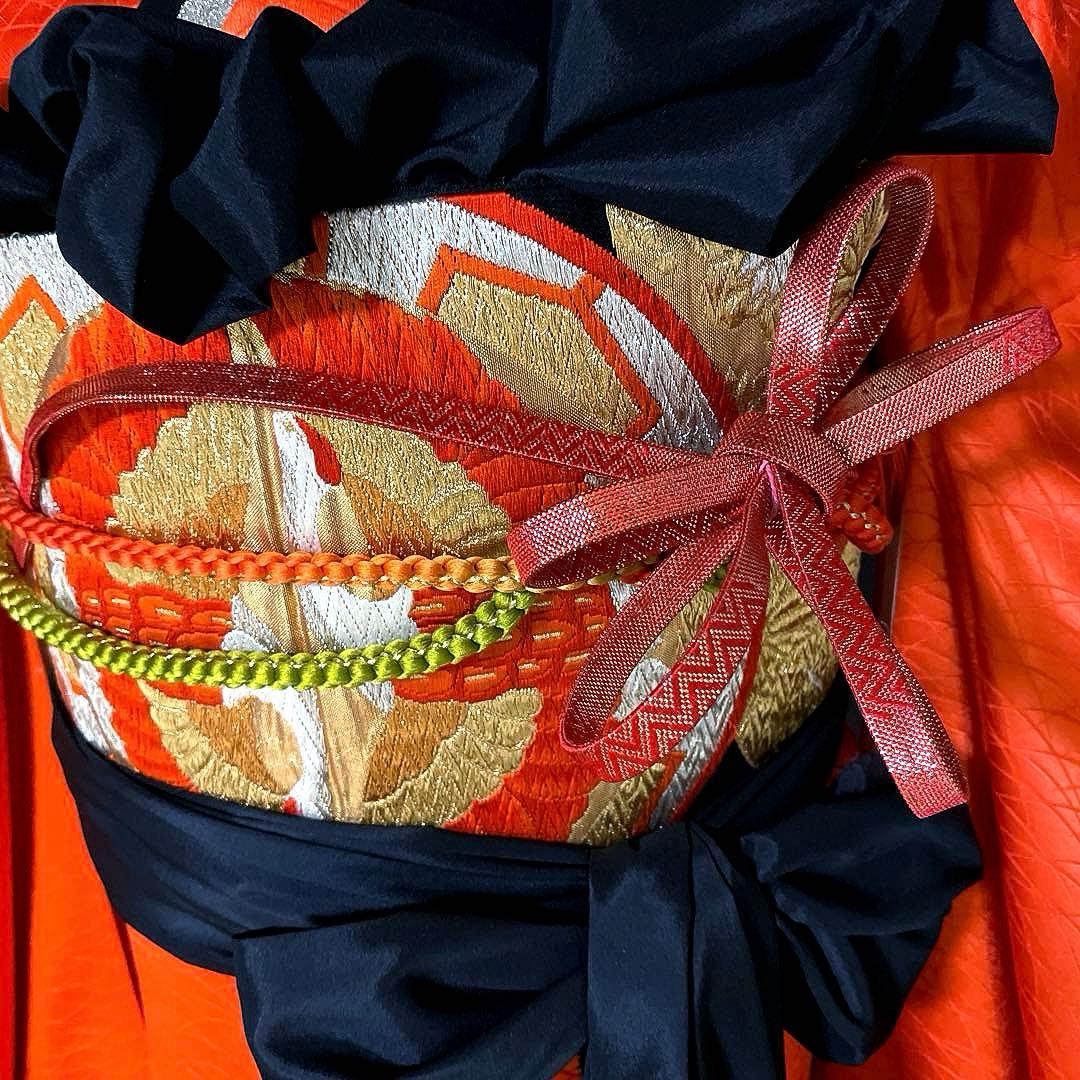 振袖フルセット　紋意匠友禅　艶のある朱色　成人式振袖　振袖