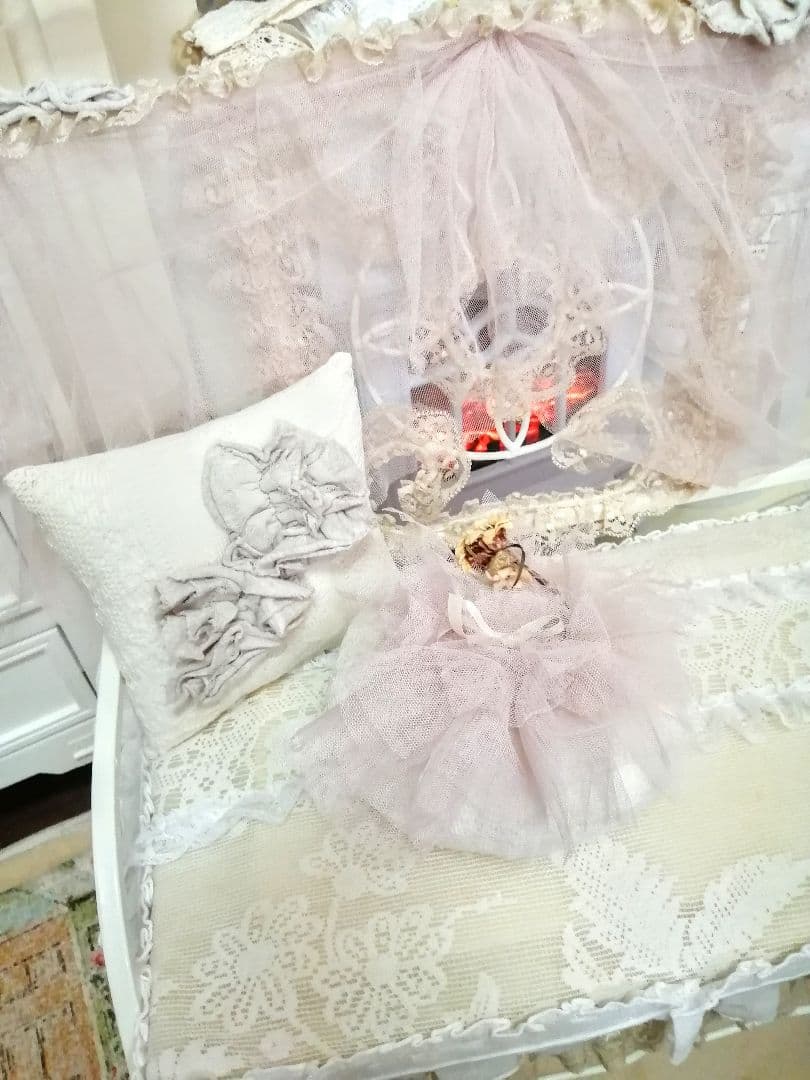 ホワイト♡アイアンドールチェア♡ソファー♡クッション♡白家具♡