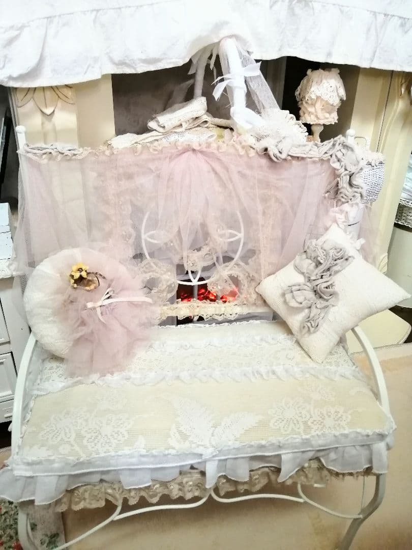 ホワイト♡アイアンドールチェア♡ソファー♡クッション♡白家具♡