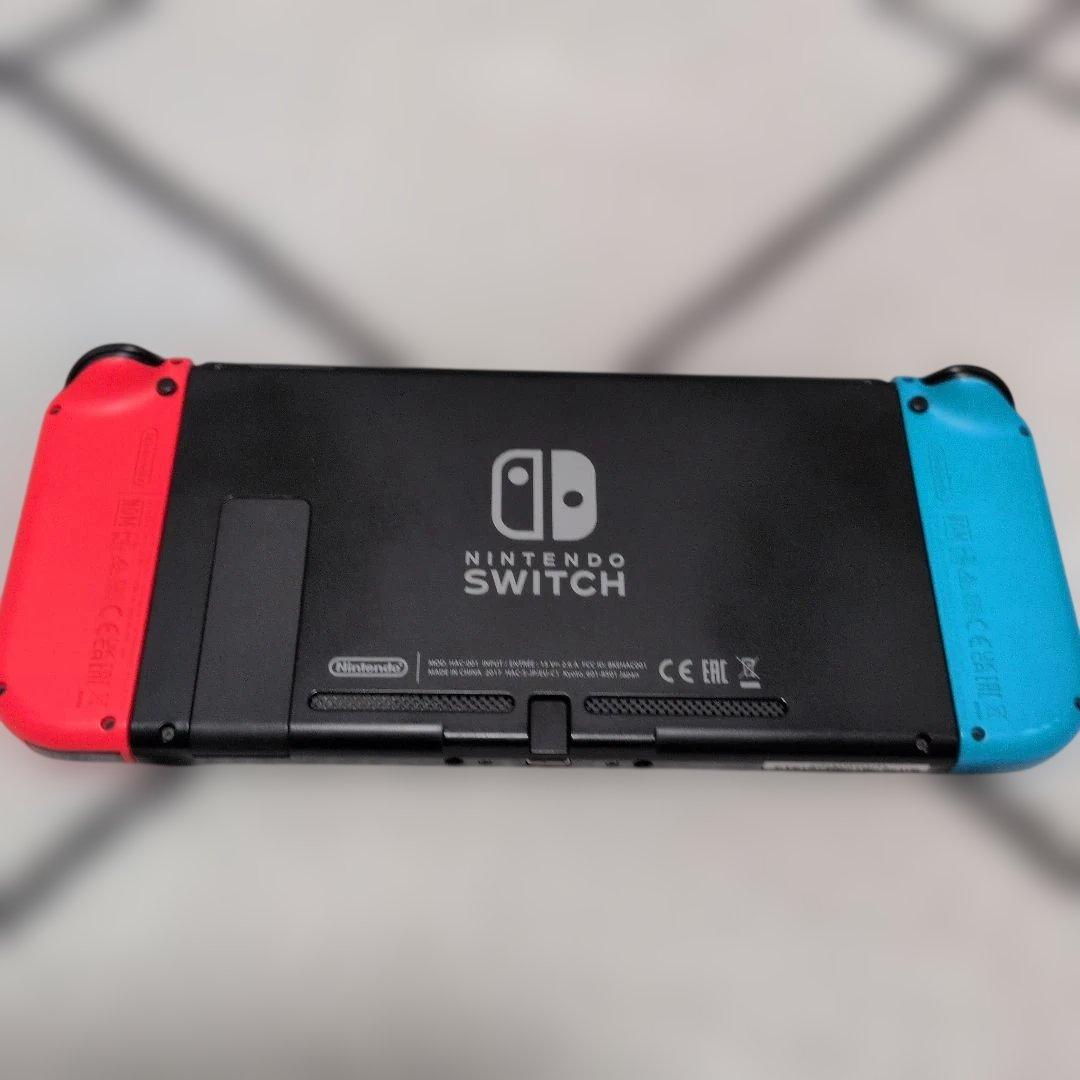 ま*り様 【美品】 Switch本体　プロコン　ケース　SDカード付き