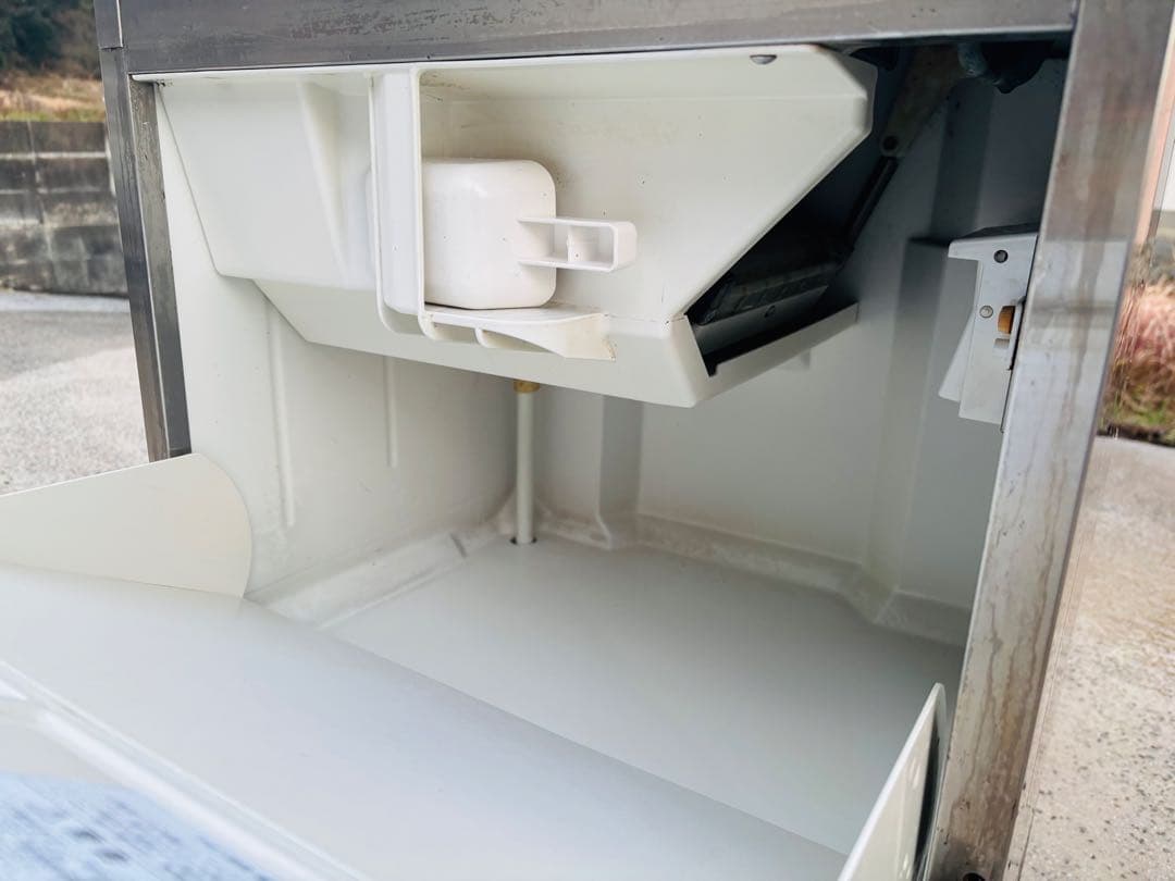 M4★ダイワ★業務用 製氷機 キューブアイスメーカー 35キロ 厨房機器 清掃済