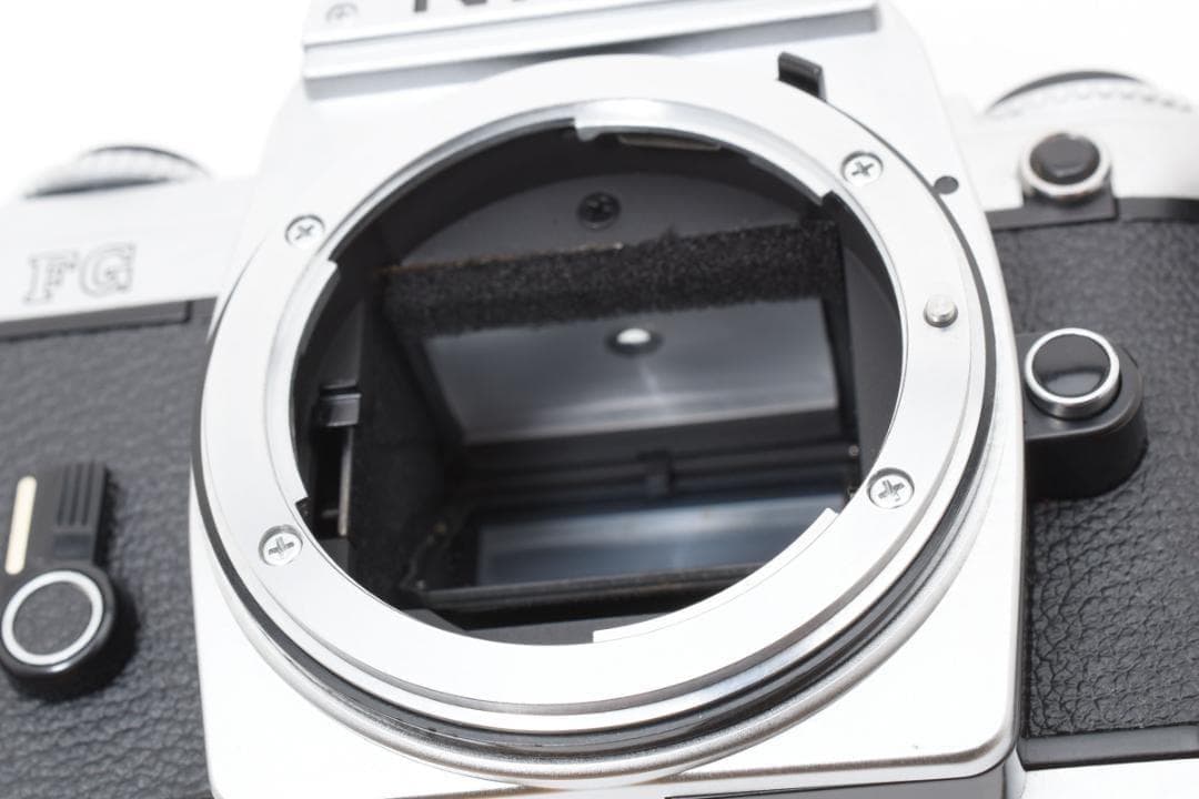 美品 NIKON FG シルバー フィルム　モルト新品交換済 M840