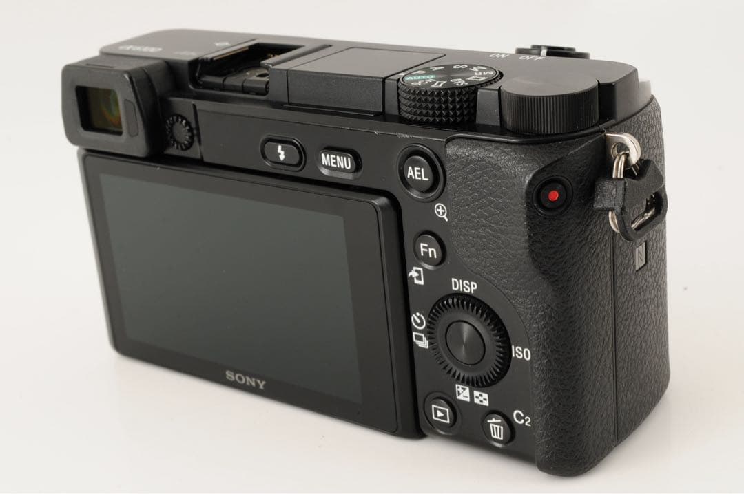 美品 ◆シャッター数:8,536回◆ SONY α6100 16-50mm