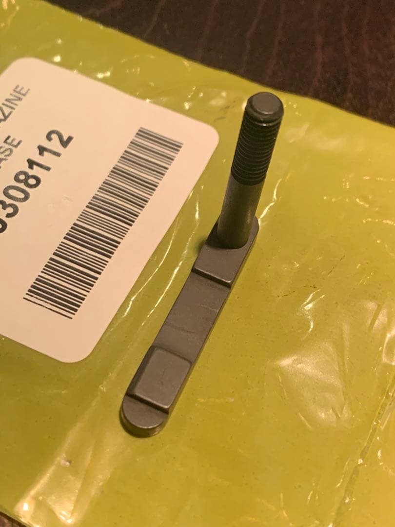 COLT 実物 マガジンリリース　マガジンキャッチ コルト　M4 HK416