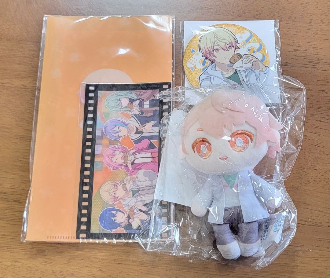 プロセカ　はぴこれ　天馬司　ぬいぐるみと缶バッジとチケットホルダー　ワンダショ