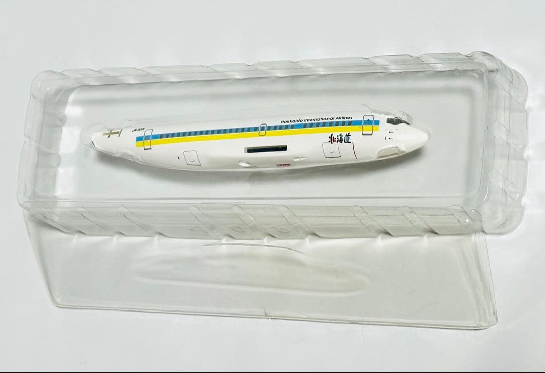 hogan 1/200 AIRDO B737-500 クロスウィング