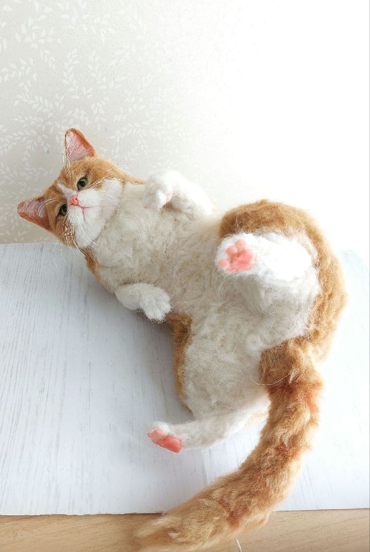 羊毛フェルト　ネコ