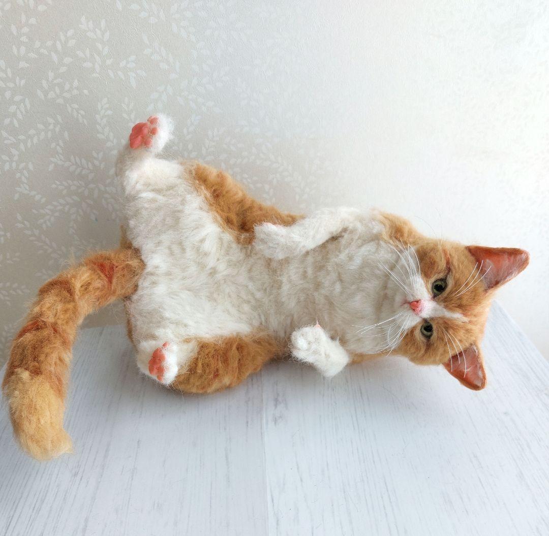 羊毛フェルト　ネコ