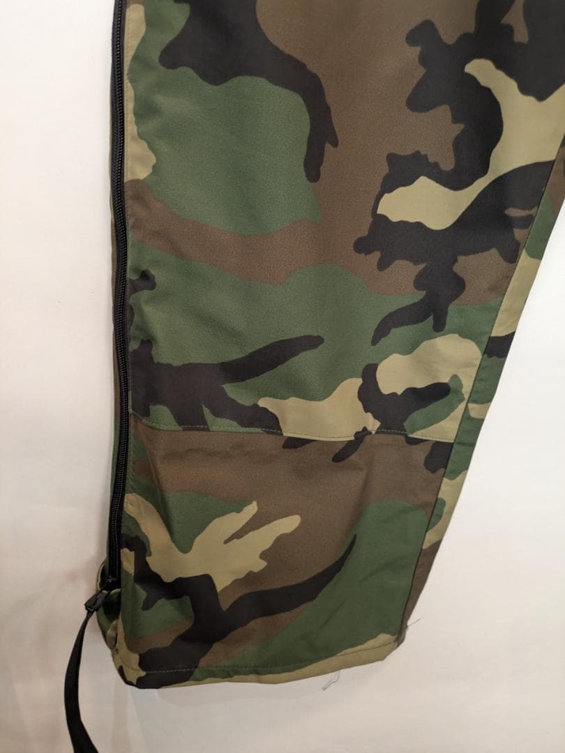 美品●ECWCSゴアテックス　 オーバーパンツ●USAインポート5928