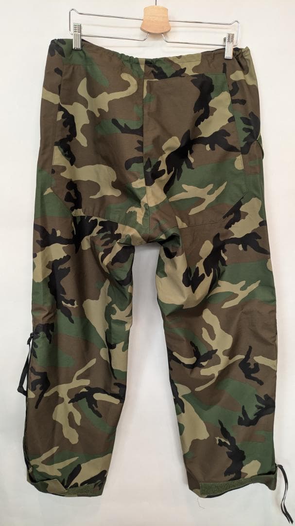 美品●ECWCSゴアテックス　 オーバーパンツ●USAインポート5928