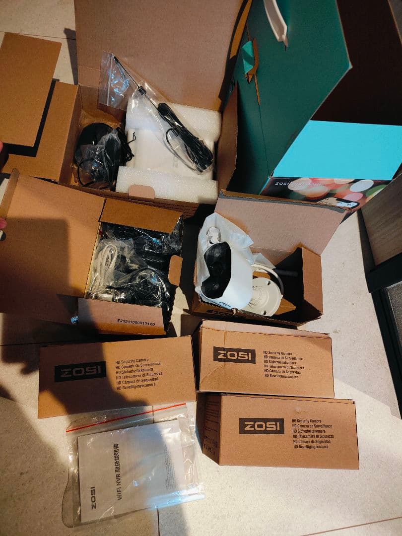 ZOSI Wi-Fi　防犯カメラ 4台セット NVR 3MP　監視カメラ