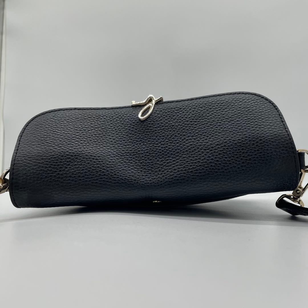 【極美品】アニエスベー　ショルダーバッグ　ゴールド金具　レザー　ブラック