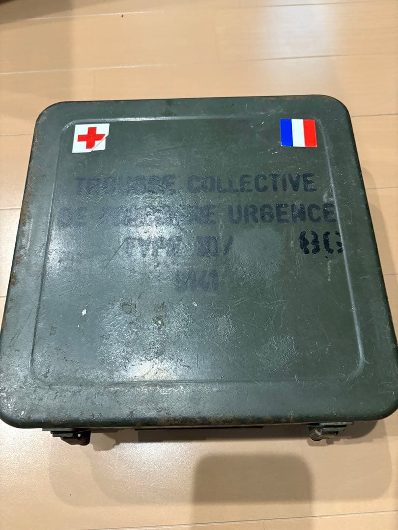 フランス軍メディカルボックス
