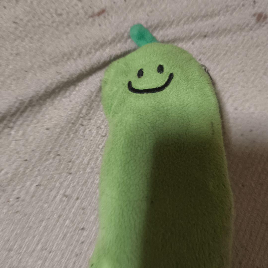 緑色の笑顔キャラクター筆箱