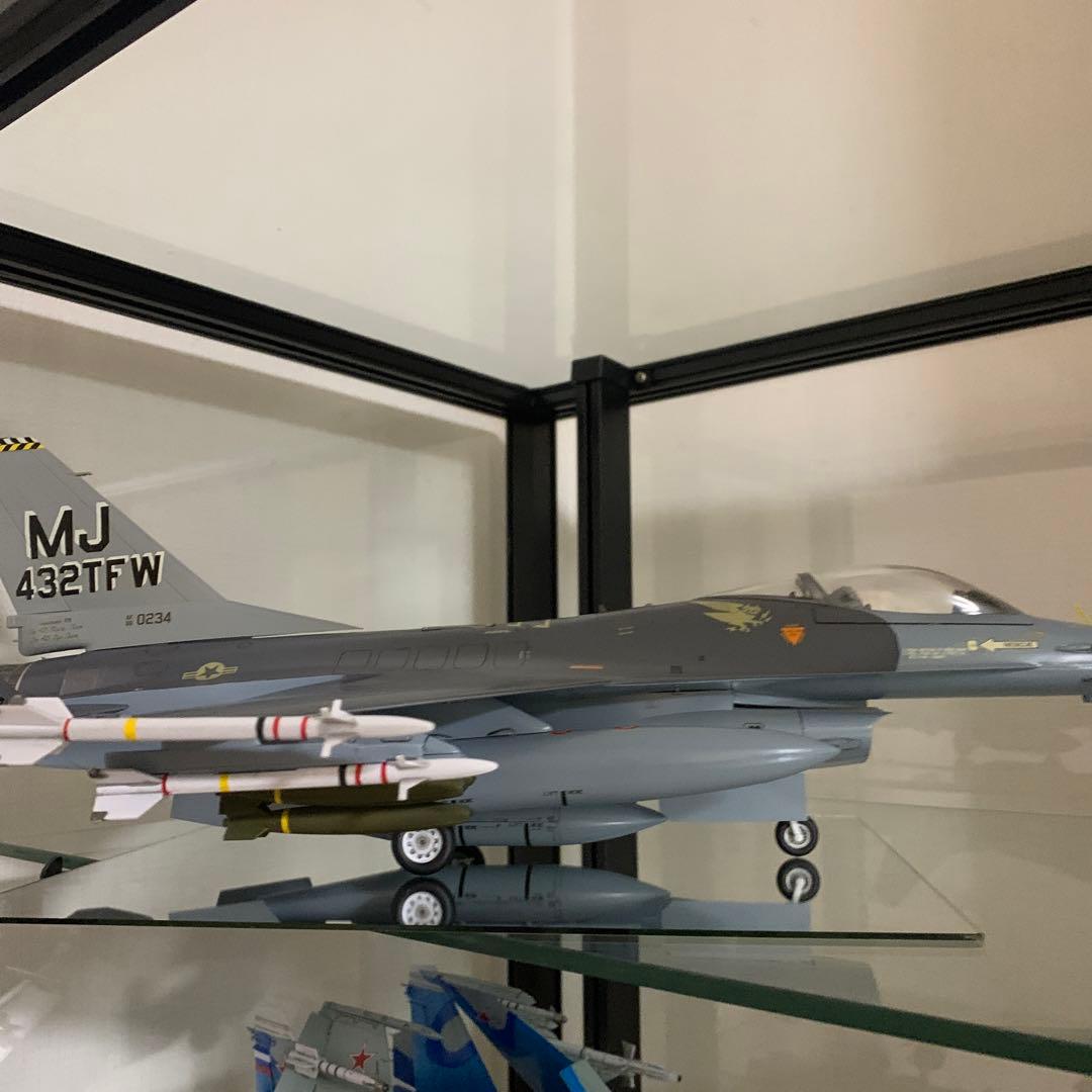 航空機・ヘリコプター F-16A PLUS/C 1/32
