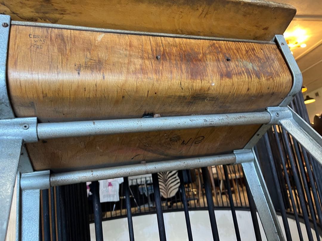 ESAVIAN イギリス　スクールデスク【推定50s-60s】