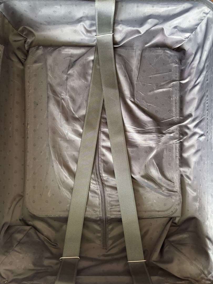 Y*様 RIMOWA ESSENTIALSLEEVE CabinPlus