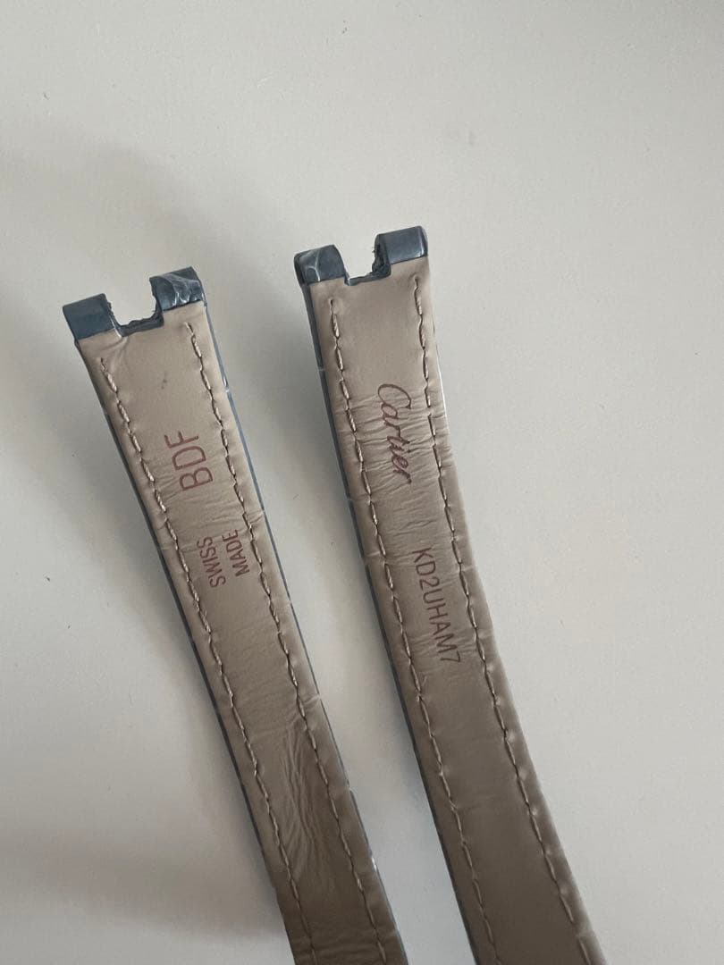 カルティエ Cartier ベニュワール SM レザーベルト 時計ベルト　ベルト