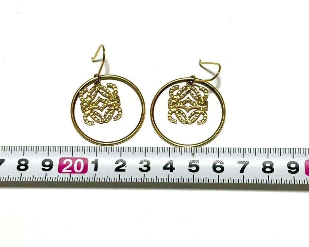 ロエベ ピアス アナグラム ゴールド ロゴ フープ アクセサリー プレゼント
