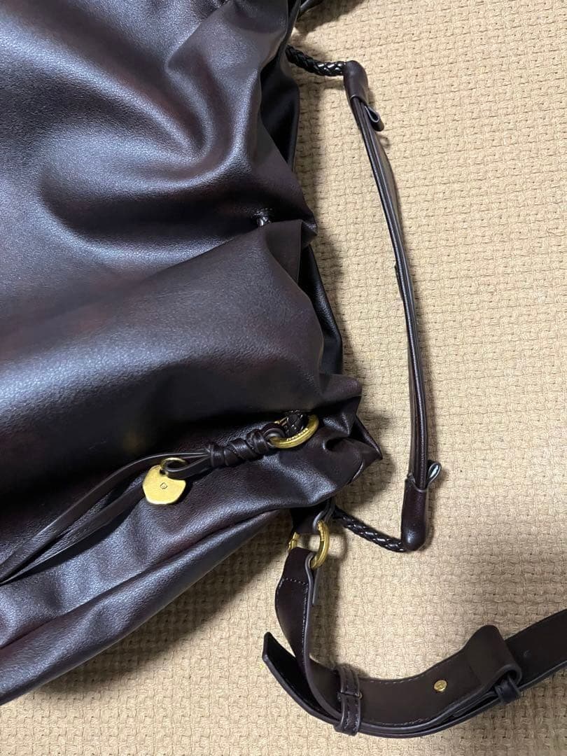 Songmont 黒いショルダーバッグ