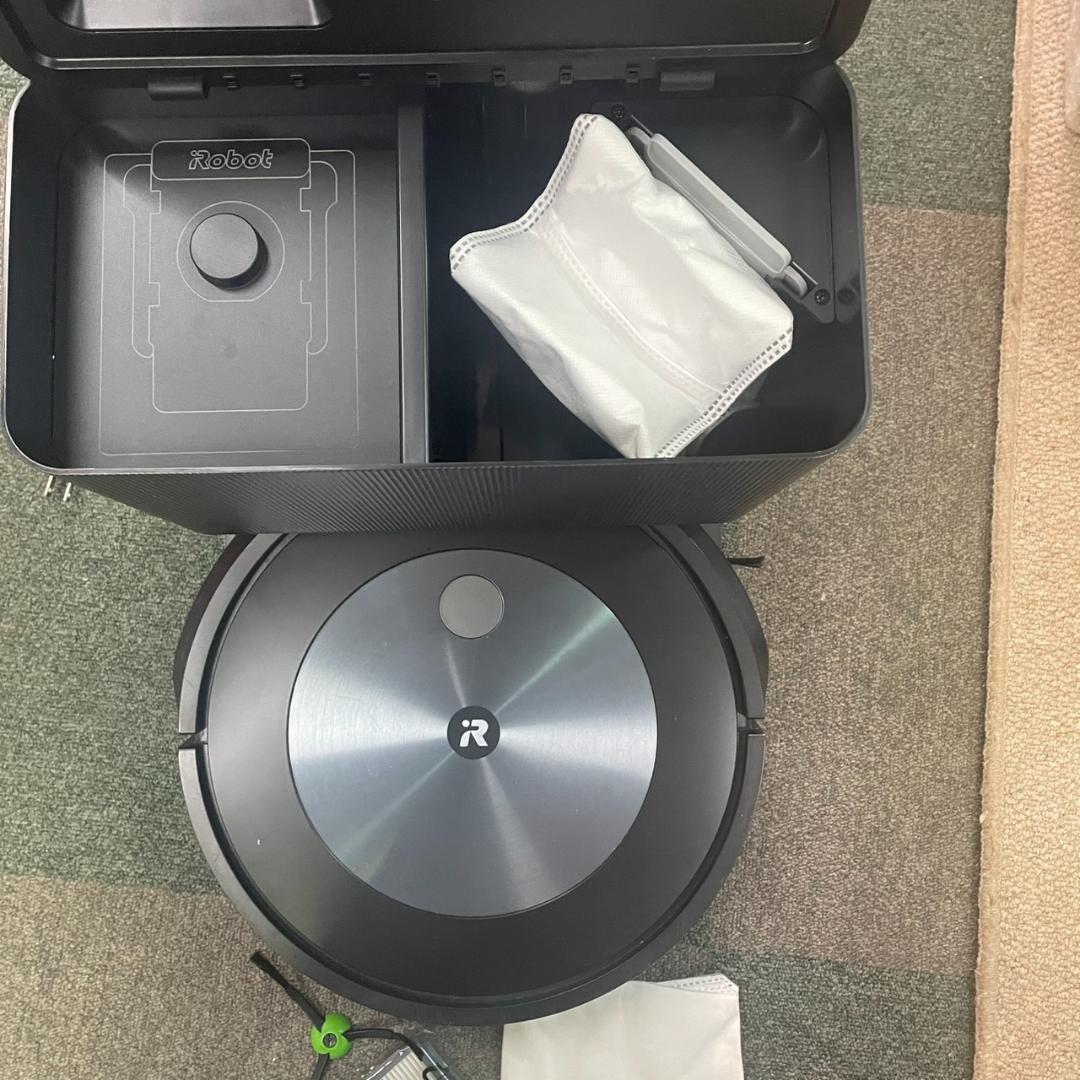 iRobot Roomba j7+ ルンバ ロボット掃除機 j755860