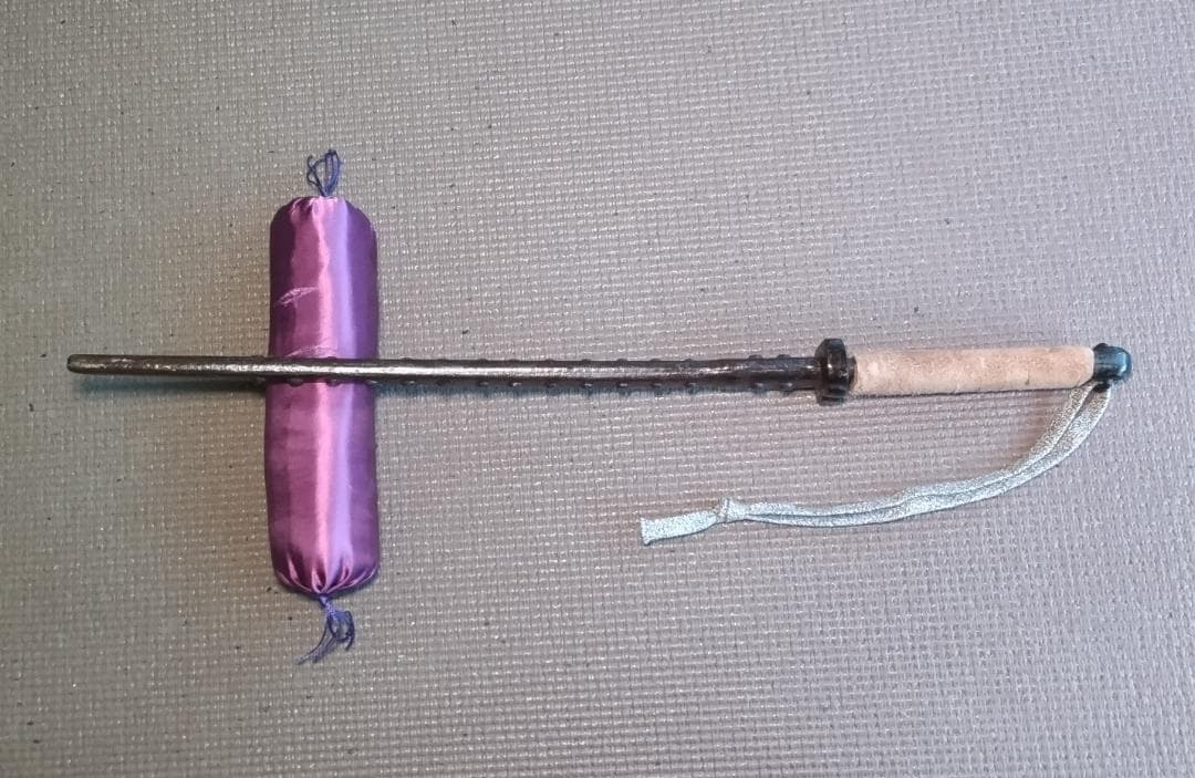 兜割り (鋲打ち)