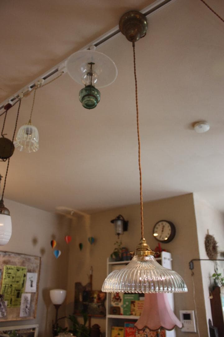 アンティーク ガラス 真鍮 昭和 レトロ E17　店舗什器