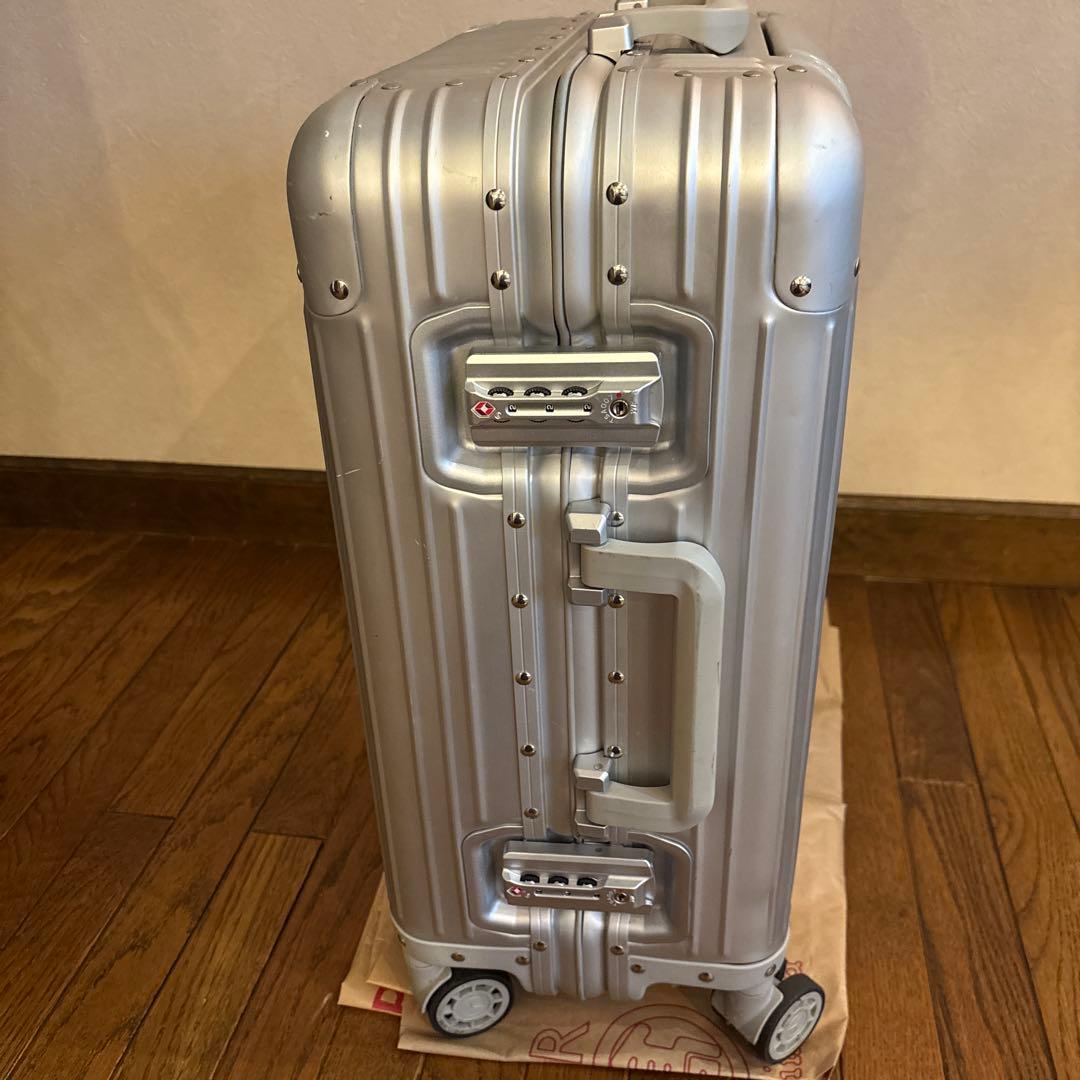 Mercedes Benzキャリーケース シルバー 中型
