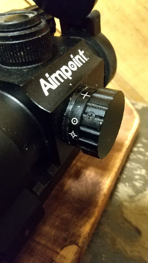 aimpoint　特価中　お見逃し無く