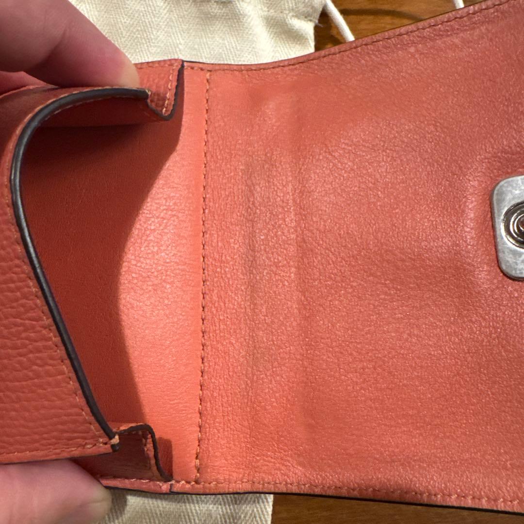 レザー製三つ折り財布 ピンク