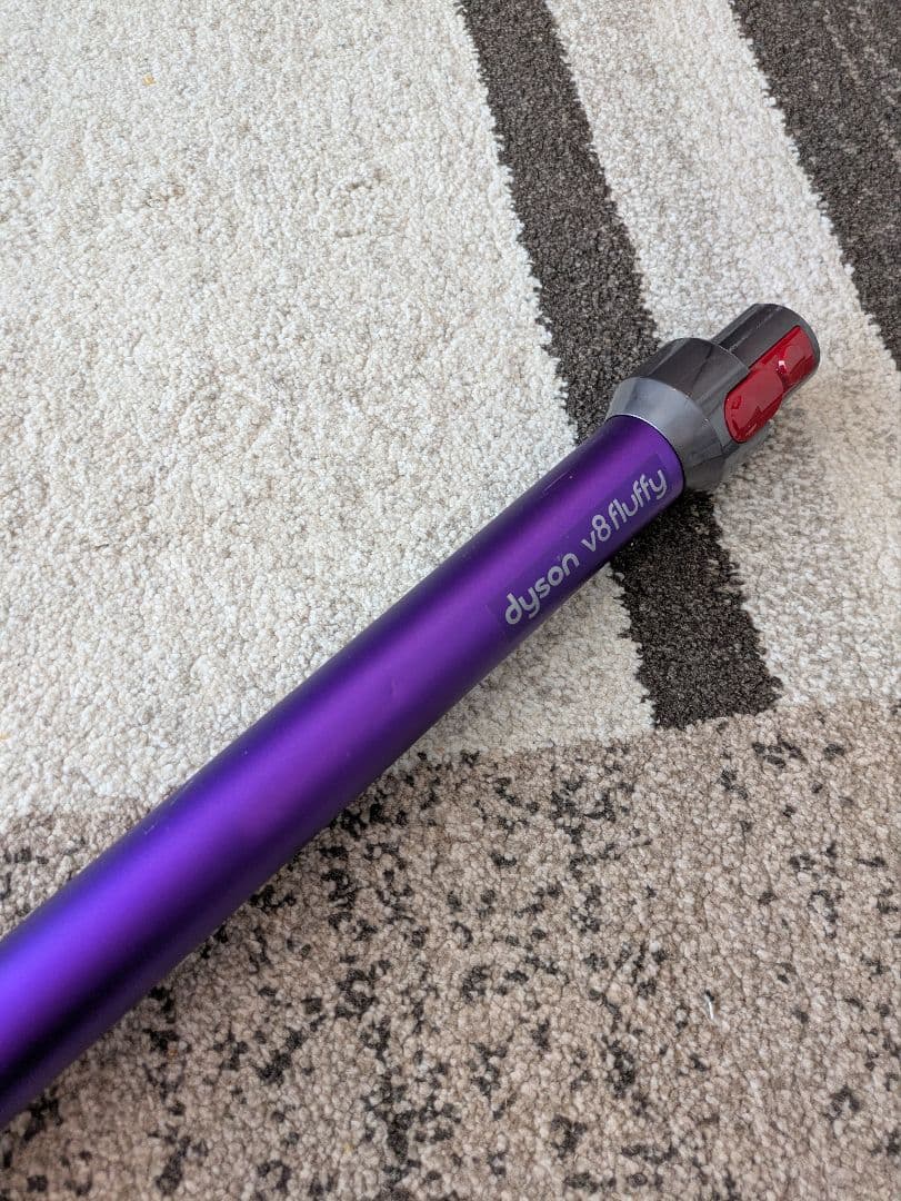 dyson ダイソン SV10 V8 コードレスクリーナー 掃除機